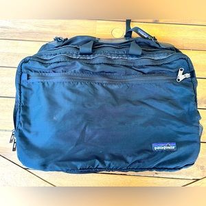 Patagonia Black Stand Up 42L Duffel Bag Excellent Used Condition
